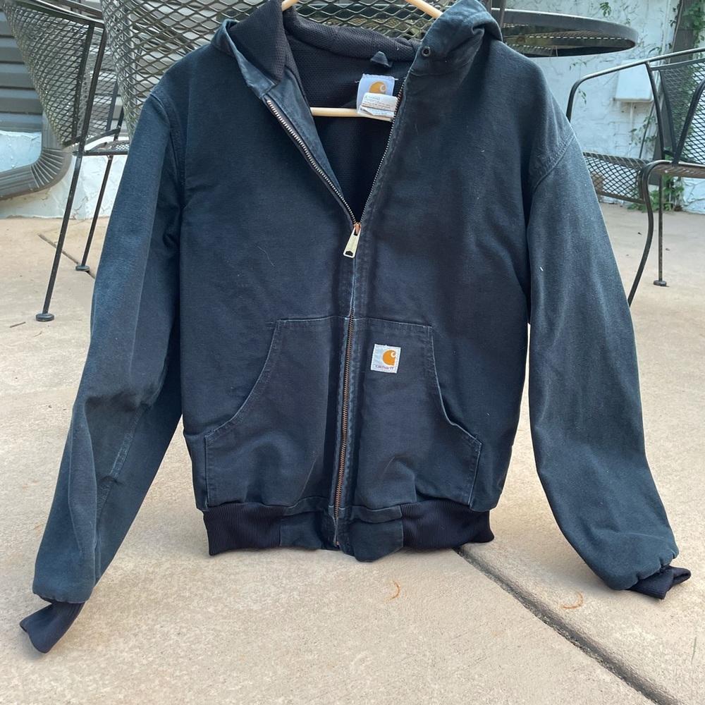 Men’s rugged outdoor Carhartt  hooded jacket